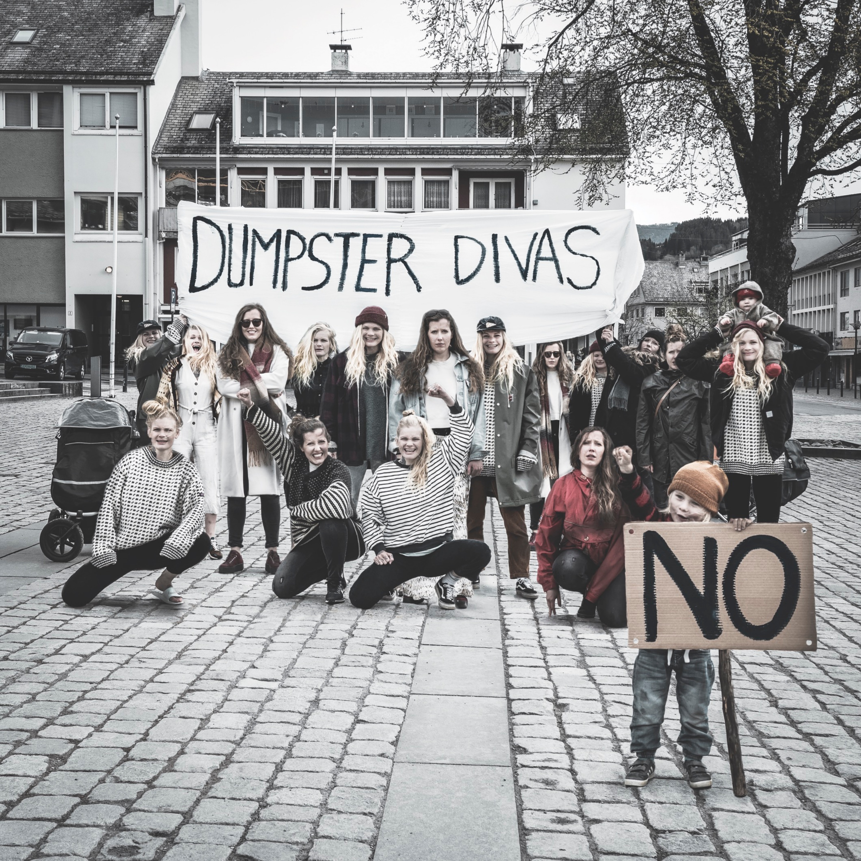 Dumpster Divas - No
